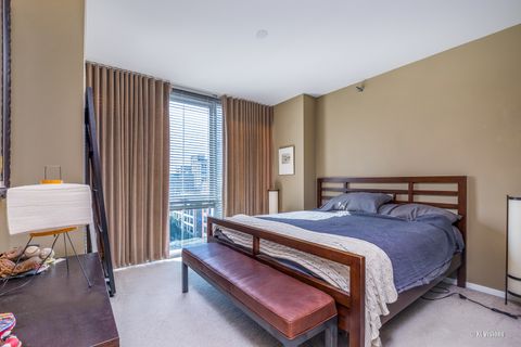 Tiny photo for 125 S Green Street #907A, Chicago, IL 60607 (MLS # 12495121)
