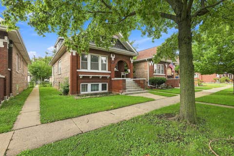Tiny photo for 1806 Harvey Avenue, Berwyn, IL 60402 (MLS # 12738439)