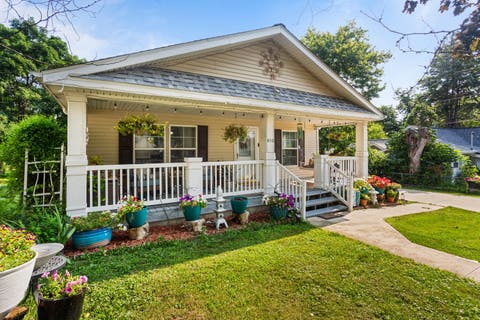 Tiny photo for 410 FRANKLIN Street, Mahomet, IL 61853 (MLS # 12716637)