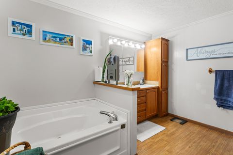 Tiny photo for 410 FRANKLIN Street, Mahomet, IL 61853 (MLS # 12716637)