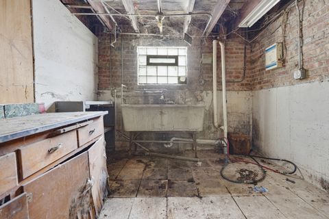 Tiny photo for 6604 S Rockwell Street, Chicago, IL 60629 (MLS # 12522486)