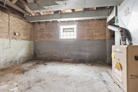 Tiny photo for 6604 S Rockwell Street, Chicago, IL 60629 (MLS # 12522486)