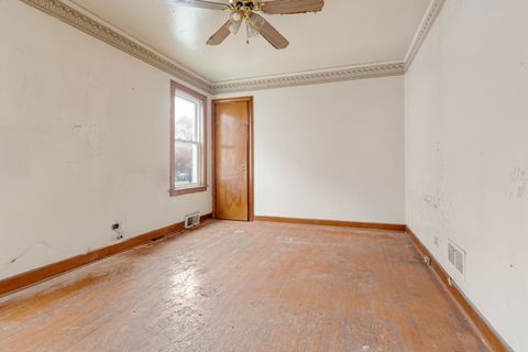 Tiny photo for 6604 S Rockwell Street, Chicago, IL 60629 (MLS # 12522486)