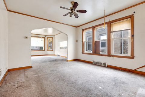 Tiny photo for 6604 S Rockwell Street, Chicago, IL 60629 (MLS # 12522486)