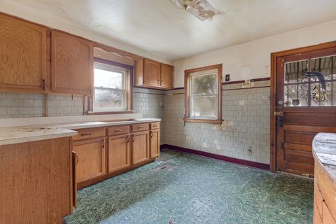 Tiny photo for 6604 S Rockwell Street, Chicago, IL 60629 (MLS # 12522486)