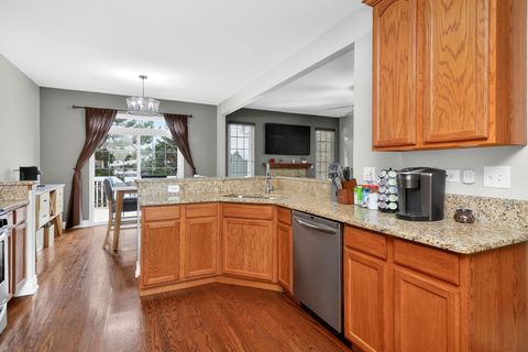Tiny photo for 18104 Lake Shore Drive, Orland Park, IL 60467 (MLS # 12559456)