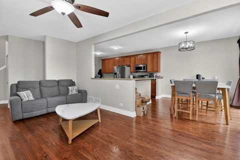 Tiny photo for 18104 Lake Shore Drive, Orland Park, IL 60467 (MLS # 12559456)