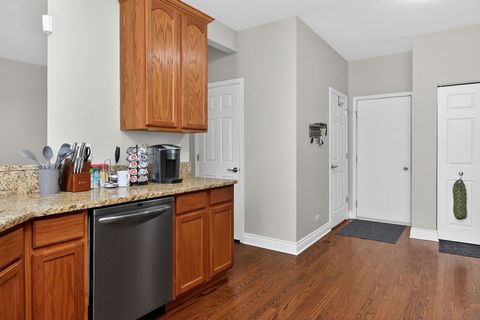 Tiny photo for 18104 Lake Shore Drive, Orland Park, IL 60467 (MLS # 12559456)