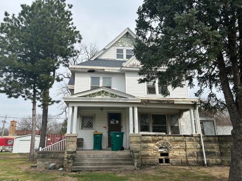 Tiny photo for 505 S Main Street, Tuscola, IL 61953 (MLS # 12598777)