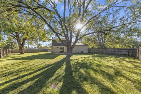 A home in Oak Forest