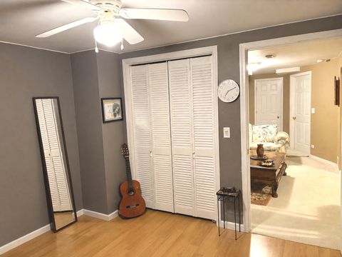 Tiny photo for 987 Golf Course Road #4, Crystal Lake, IL 60014 (MLS # 12629988)