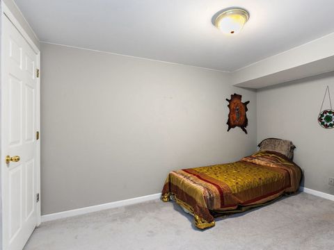 Tiny photo for 987 Golf Course Road #4, Crystal Lake, IL 60014 (MLS # 12629988)