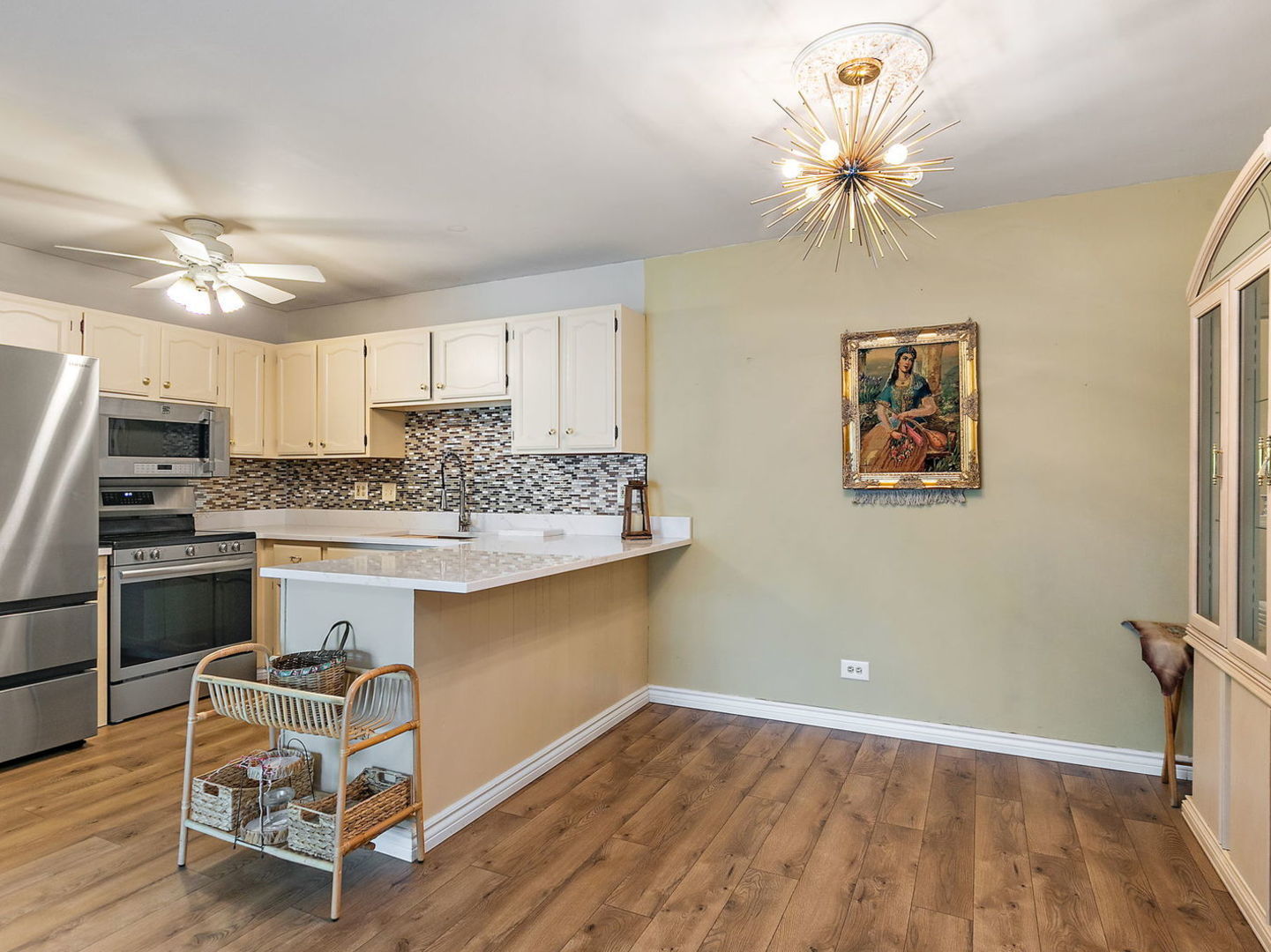987 Golf Course Road 4