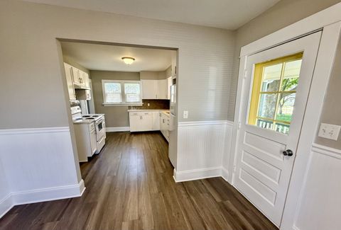 Tiny photo for 115 Lyle Street, Kewanee, IL 61443 (MLS # 12647091)