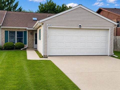 Photo of 2608 38th Street #2608, Moline, IL 61265 (MLS # 12638706)