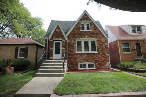 Photo of 3455 N ORANGE Avenue, Chicago, IL 60634 (MLS # 12770104)