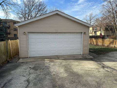 A home in Bensenville