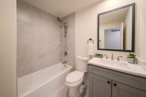 Tiny photo for 10 Cumberland Court, Cary, IL 60013 (MLS # 12647373)