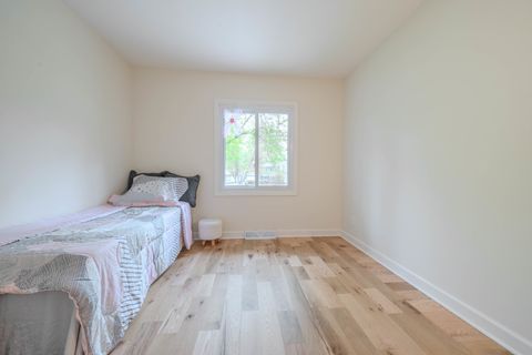 Tiny photo for 10 Cumberland Court, Cary, IL 60013 (MLS # 12647373)
