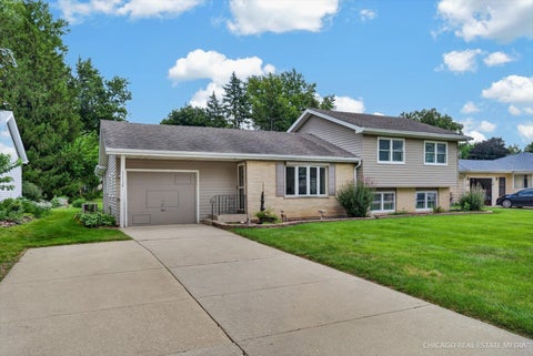 Tiny photo for 11112 Sunset Lane, Huntley, IL 60142 (MLS # 12739792)