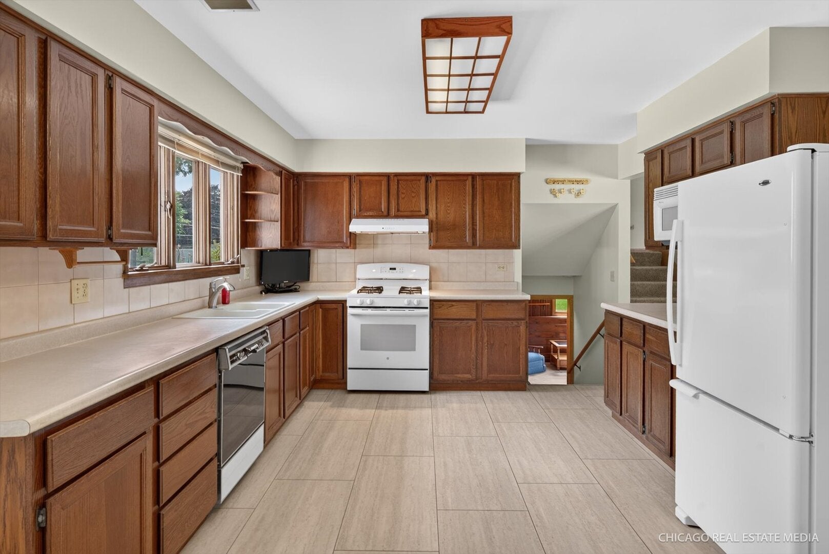 11112 Sunset Lane
