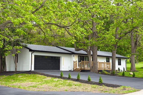 Photo of 35W302 PINELANDS Road, St. Charles, IL 60174 (MLS # 12653953)