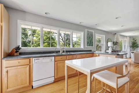 Tiny photo for 264 Biltmore Drive, North Barrington, IL 60010 (MLS # 12700224)