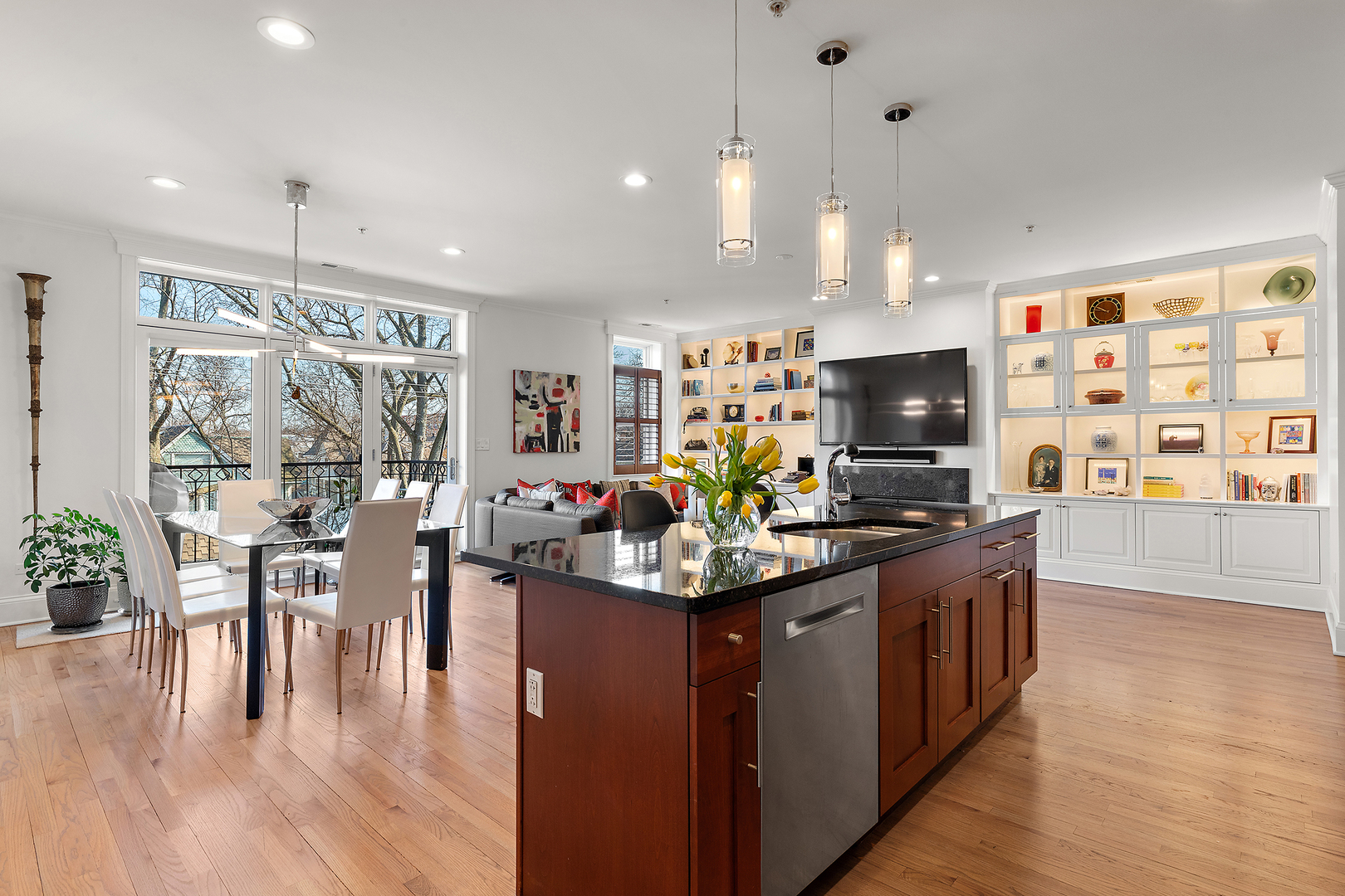 1323 Maple Avenue 3NE