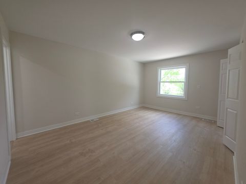 Tiny photo for 306 Brierhill Drive, Round Lake Park, IL 60073 (MLS # 12634672)