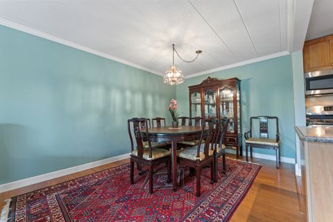 Tiny photo for 110 W Butterfield Road #502S, Elmhurst, IL 60126 (MLS # 12504906)