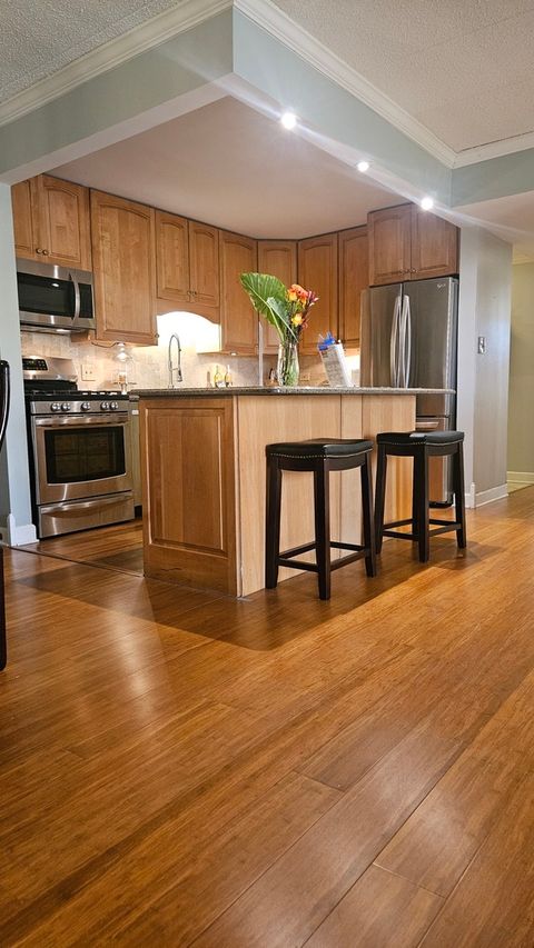 Tiny photo for 110 W Butterfield Road #502S, Elmhurst, IL 60126 (MLS # 12504906)