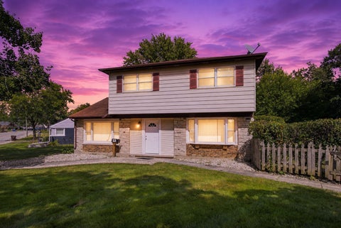 Photo of 139 Peach Street, Park Forest, IL 60466 (MLS # 12750769)