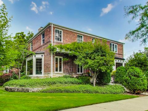 3550 W Ardmore Avenue Chicago IL 60659