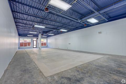 2133 W Division Street Chicago IL 60622