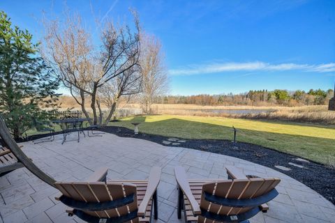 Tiny photo for 39W578 Newton Square, Geneva, IL 60134 (MLS # 12588528)