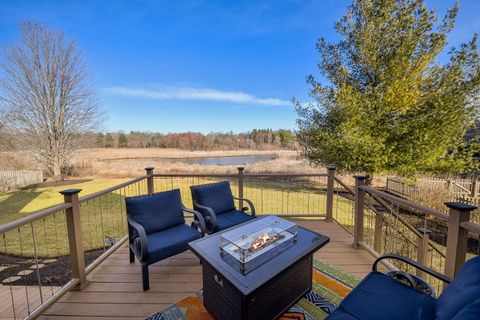 Tiny photo for 39W578 Newton Square, Geneva, IL 60134 (MLS # 12588528)