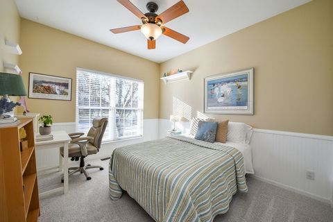 Tiny photo for 39W578 Newton Square, Geneva, IL 60134 (MLS # 12588528)