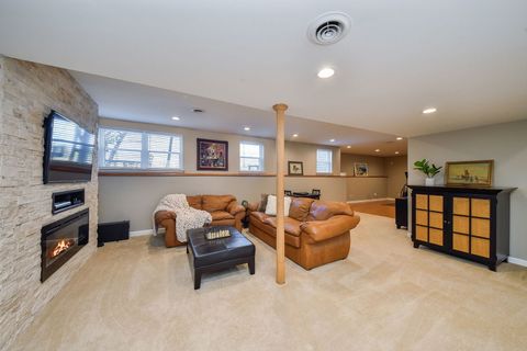 Tiny photo for 39W578 Newton Square, Geneva, IL 60134 (MLS # 12588528)