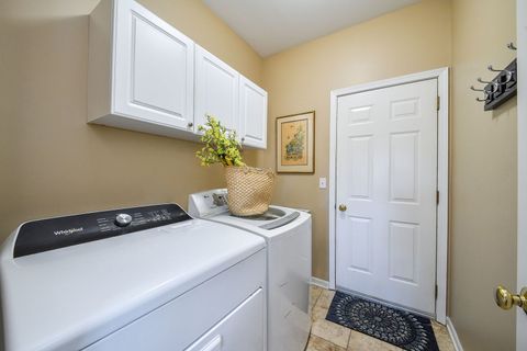 Tiny photo for 39W578 Newton Square, Geneva, IL 60134 (MLS # 12588528)