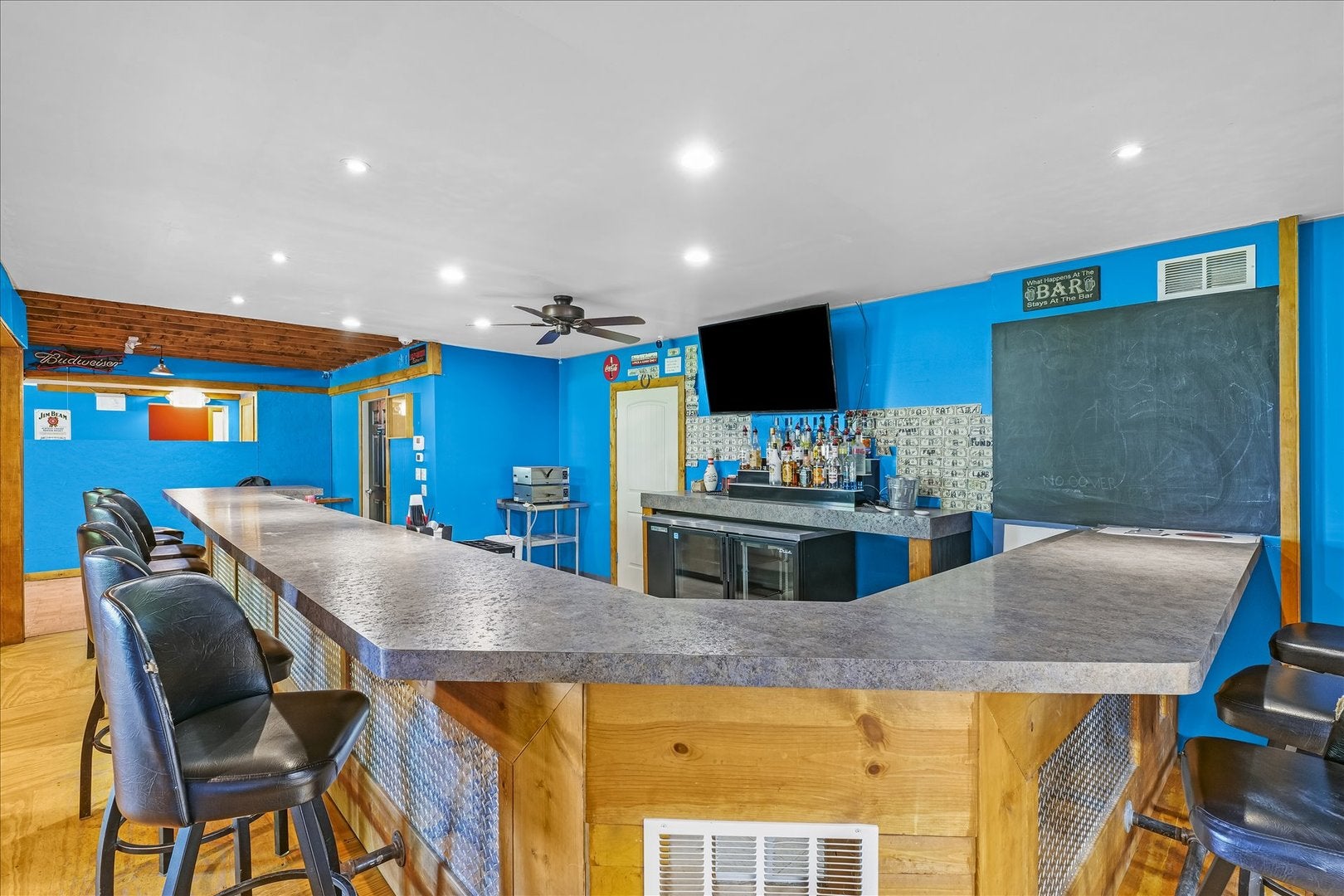 206 W Lincoln Street