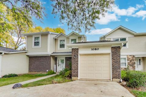 Photo of 1080 Colony Lake Drive, Schaumburg, IL 60194 (MLS # 12497266)