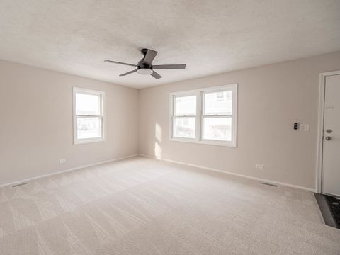 Tiny photo for 330 Hampton Court #A, Bloomingdale, IL 60108 (MLS # 12543510)