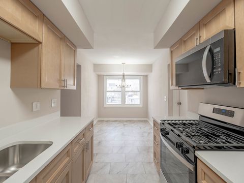 Tiny photo for 330 Hampton Court #A, Bloomingdale, IL 60108 (MLS # 12543510)