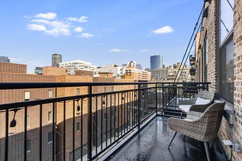 Tiny photo for 1040 W ADAMS Street #417, Chicago, IL 60607 (MLS # 12577019)