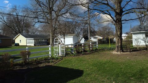 Tiny photo for 617 E Grant Street, Watseka, IL 60970 (MLS # 12601120)