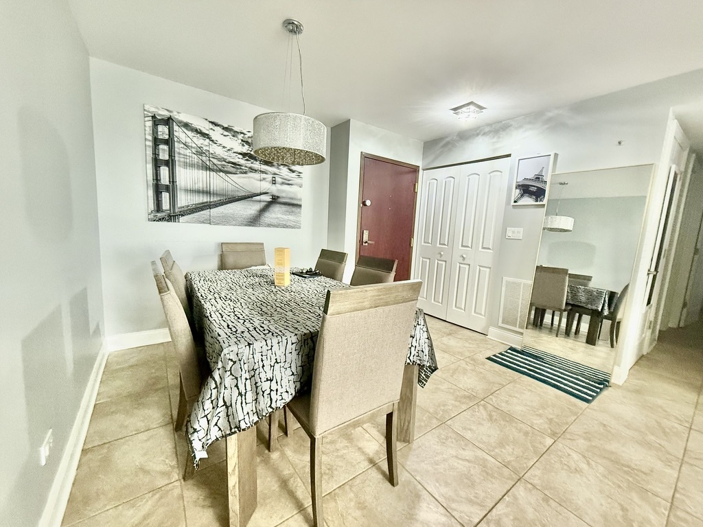 1275 E Baldwin Lane 601