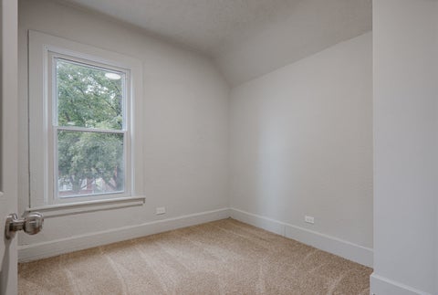 Tiny photo for 1218 N Parkside Avenue, Chicago, IL 60651 (MLS # 12719507)