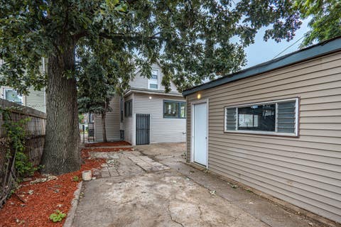 Tiny photo for 1218 N Parkside Avenue, Chicago, IL 60651 (MLS # 12719507)