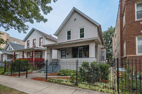 Tiny photo for 1218 N Parkside Avenue, Chicago, IL 60651 (MLS # 12719507)