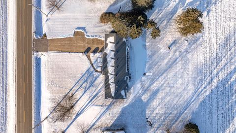 Tiny photo for 1681 N 33rd Road, Ottawa, IL 61350 (MLS # 12559405)